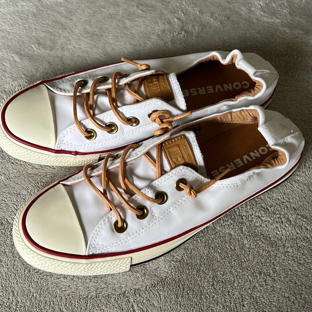 White converse slip on